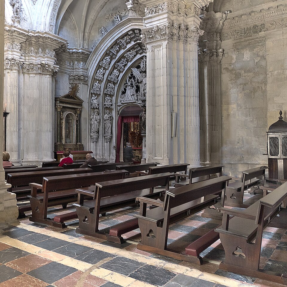 Interior de la Chapel of the Chaste King at Oviedo Cathedral