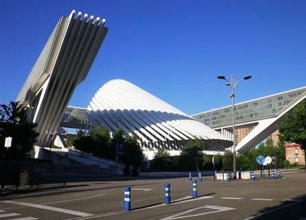 Palacio de Congresos de Oviedo - Diseñado por Santiago Calatrava